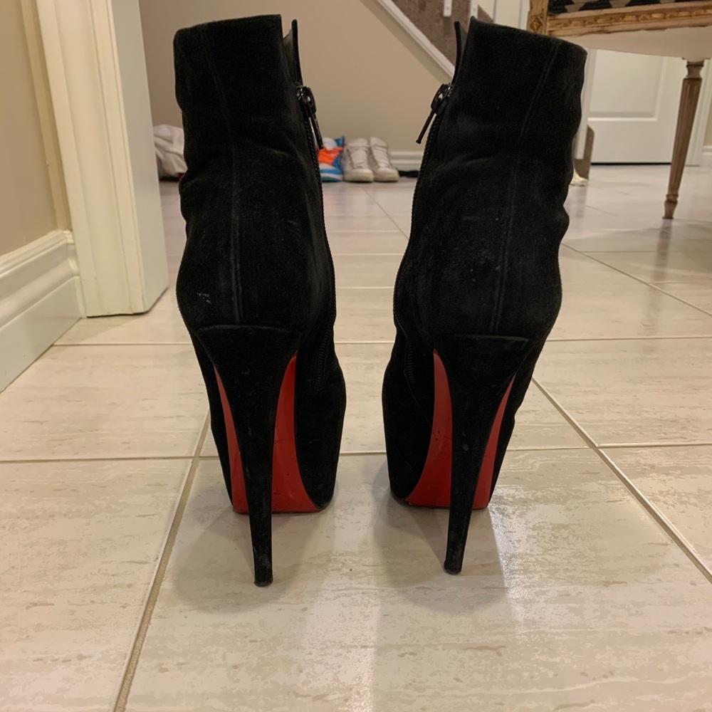 CHRISTIAN LOUBOUTIN: Daf Booties - Picture 3 of 4